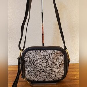 FOSSIL FUR CAMERA BAG IN PERFECT LIKE NEW CONDITION!